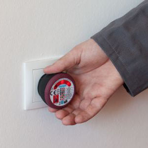 Steckdosen Test mit dem Schuki® Erdungstester von Testboy