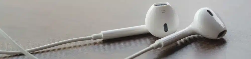 Airpod Kopfhörer Symbolbild